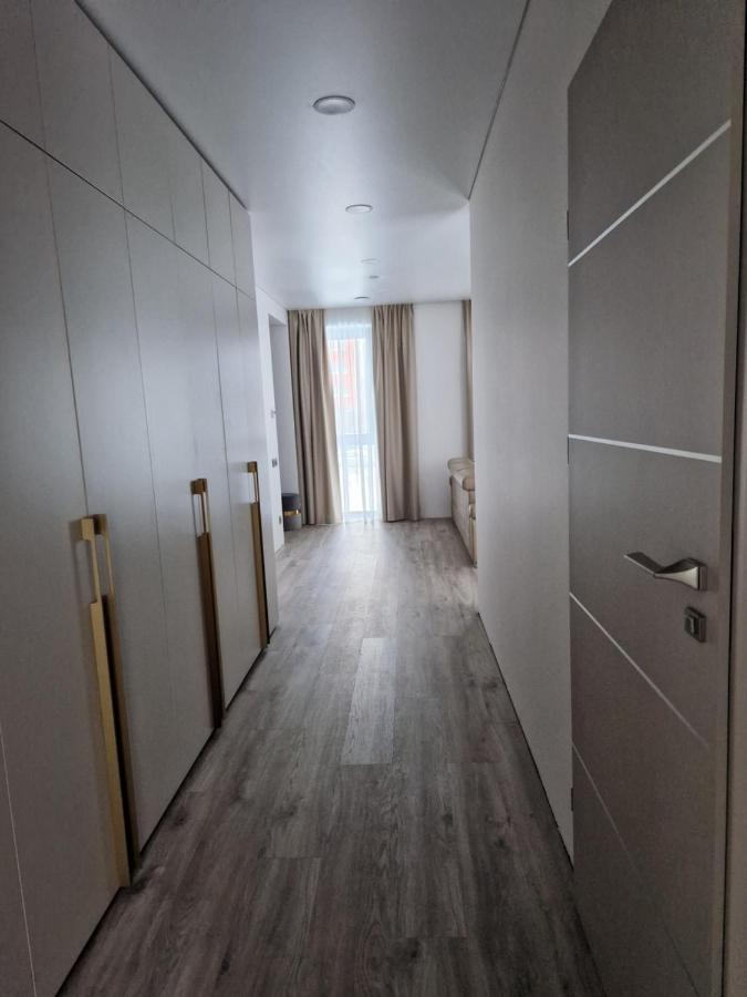 Life Story Apartment Каунас Екстериор снимка