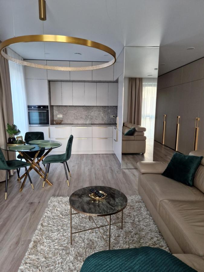 Life Story Apartment Каунас Екстериор снимка